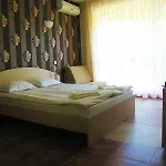 Sunrise Hotel