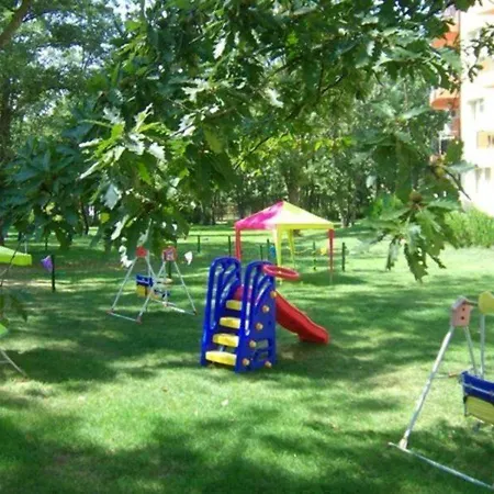 сънрайз Хотел 4*